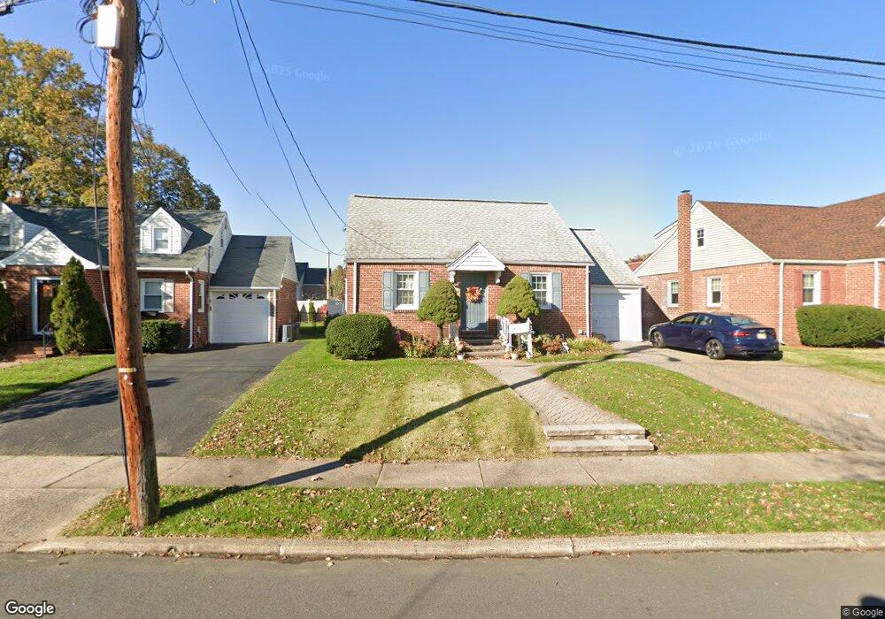 39-41 Wenonah Dr, Fair Lawn, NJ 07410 - photo 1