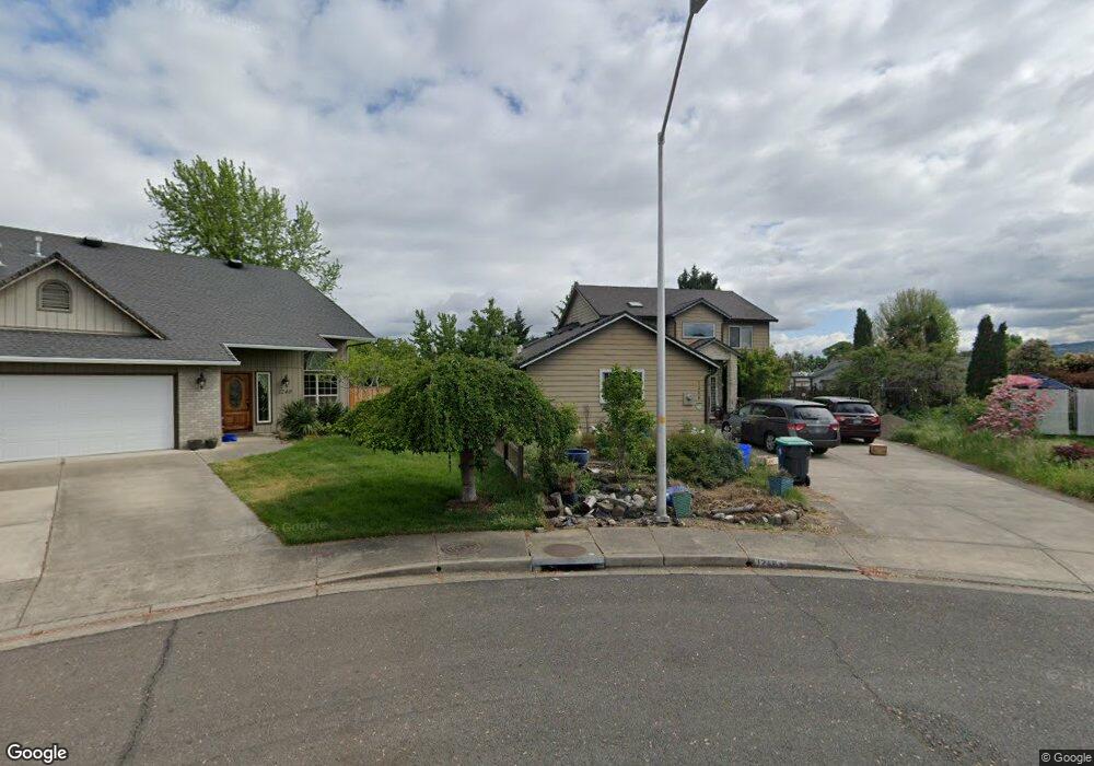 1246 Joshua Ct, Central Point, OR 97502 - photo 1