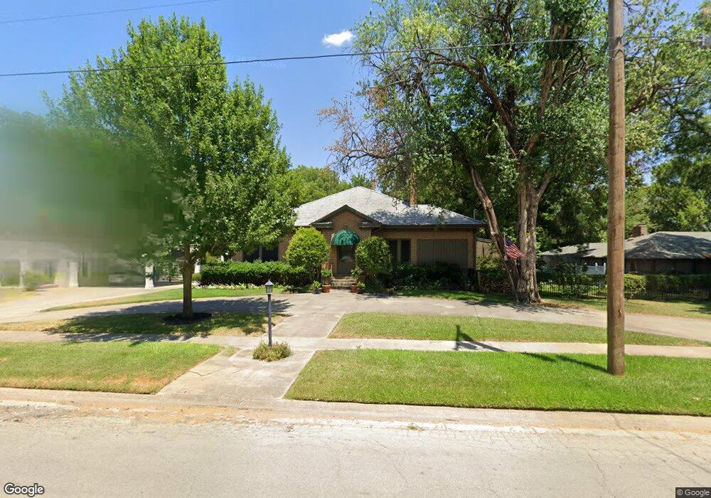 1004 S Lindsay St, Gainesville, TX 76240 - photo 1