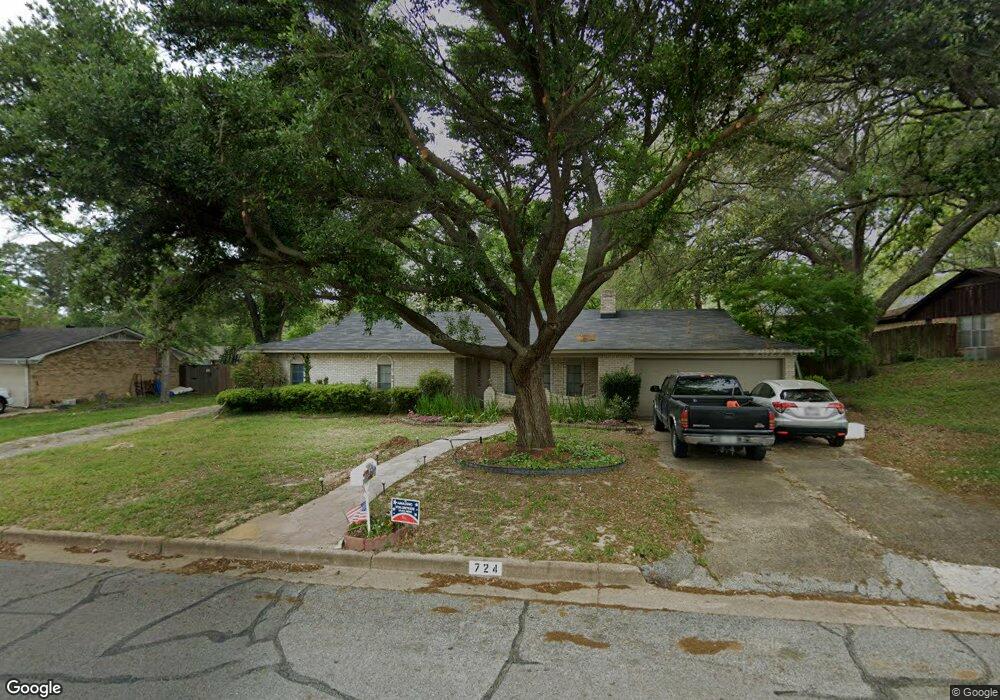 724 Pam Dr, Tyler, TX 75703 - photo 1