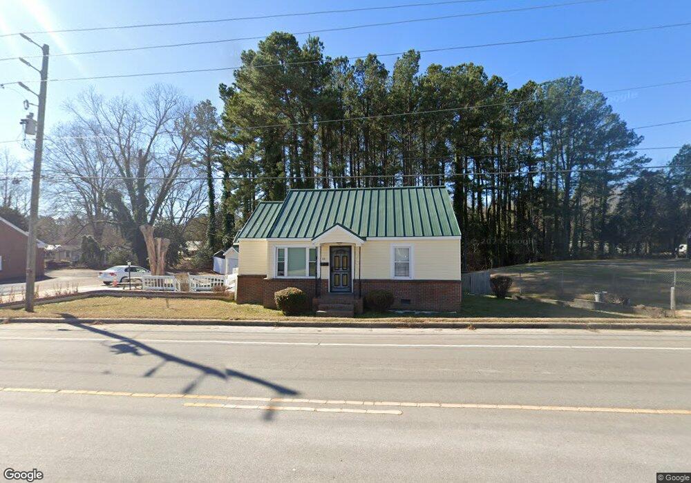 529 W Ridgeway St, Warrenton, NC 27589 - photo 1