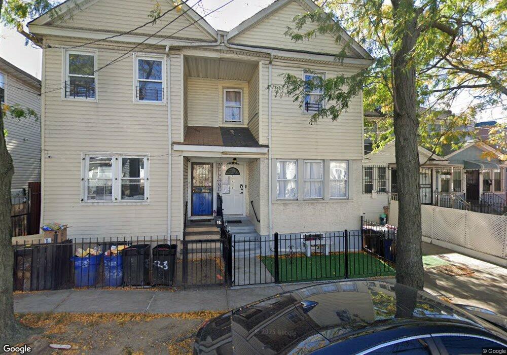 16826 106th Ave, Jamaica, NY 11433 - photo 1