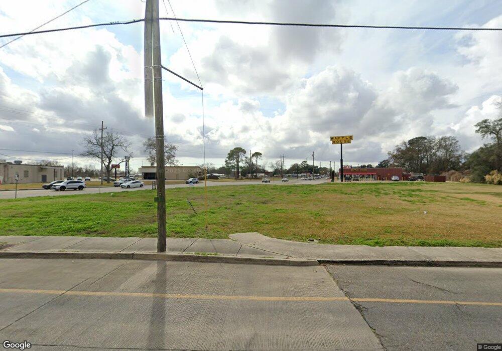 1100 E Main St unit 704, New Iberia, LA 70560 - photo 1