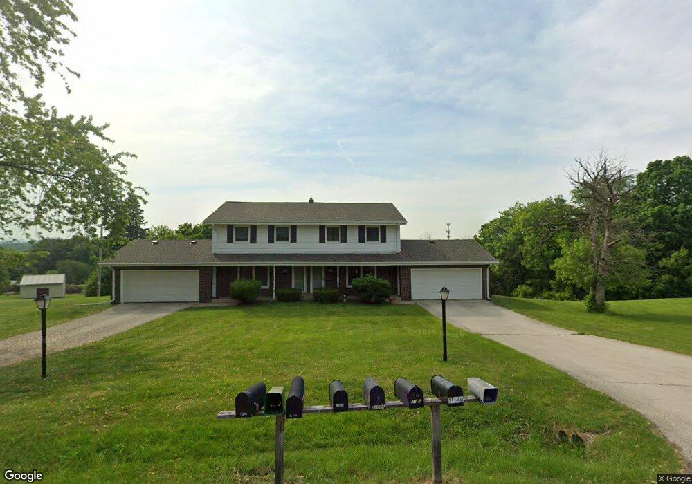 21590 Jill Ct, Brookfield, WI 53045 - photo 1