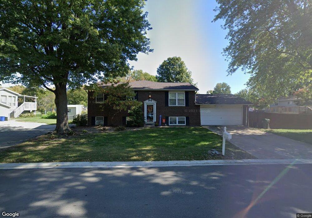 4 Frontenac Ln, Maryville, IL 62062 - photo 1