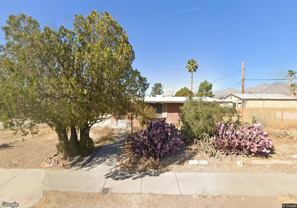 401 E Roger Rd, Tucson, AZ 85705 - photo 1