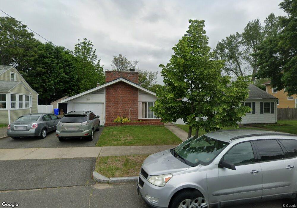 7 Grandview St, Springfield, MA 01118 - photo 1