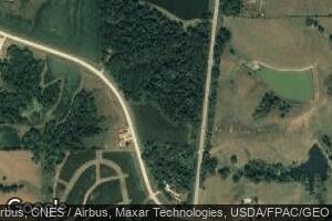5642 Richland Rd, Cascade, IA 52033