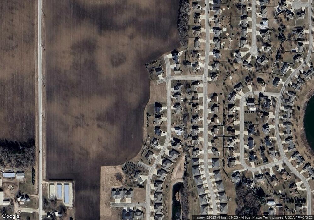 1302 29th St SW, Austin, MN 55912 - photo 1