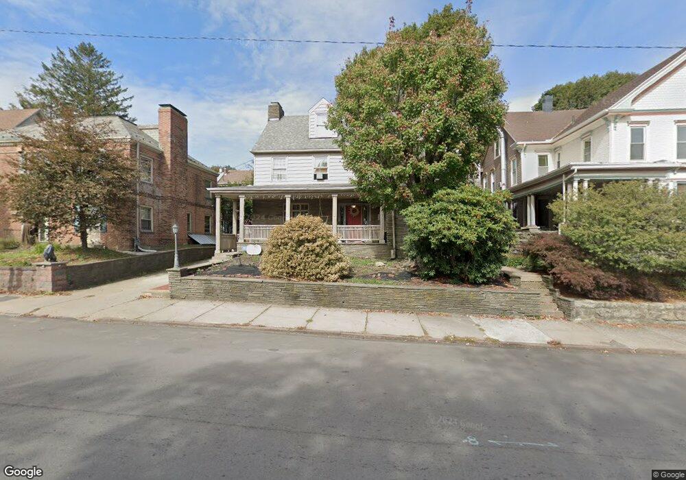 317 W Diamond Ave unit 319, Hazleton, PA 18201 - photo 1