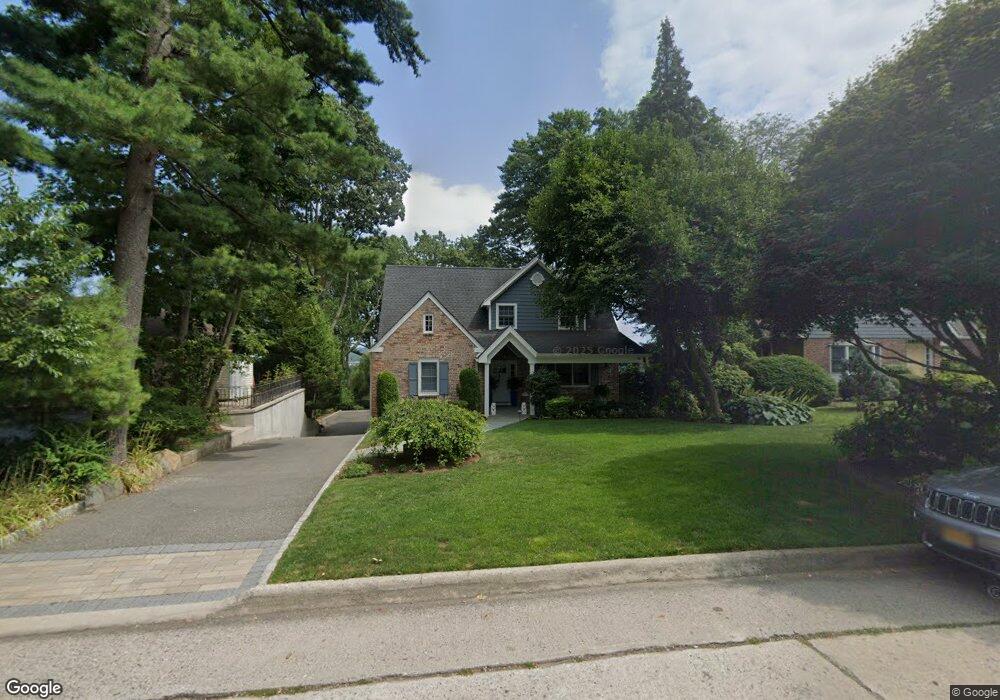 89 Summit Rd, Port Washington, NY 11050 - photo 1