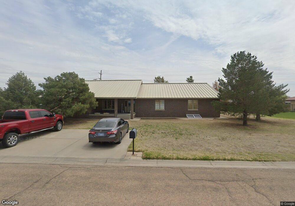 1404 S Main St, Hugoton, KS 67951 - photo 1