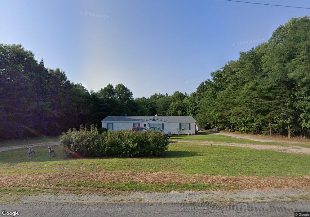 1782 Robinhood Rd, Callands, VA 24530 - photo 1