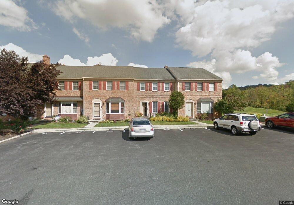 46 Warwick Ct, Reading, PA 19606 - photo 1