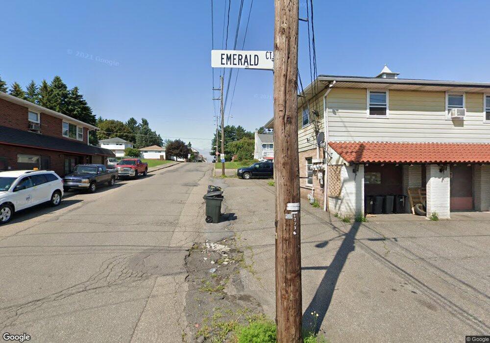 968 Emerald Ct, Hazleton, PA 18201 - photo 1