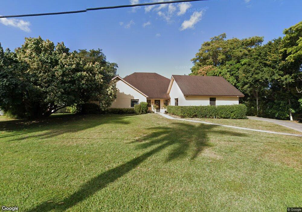 4495 SW 101st Ave, Davie, FL 33328 - photo 1