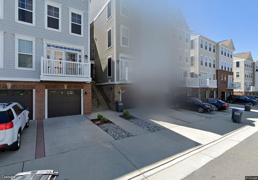 42249 Canary Grass Square unit N/A, Aldie, VA 20105 - photo 1