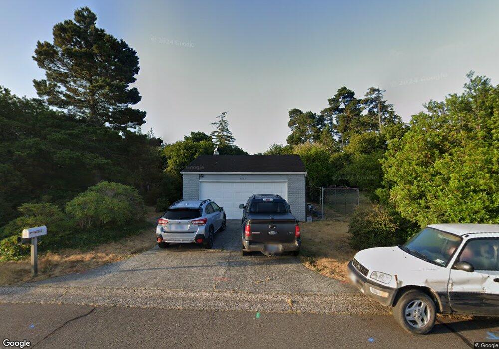 2064 24th St, Florence, OR 97439 - photo 1