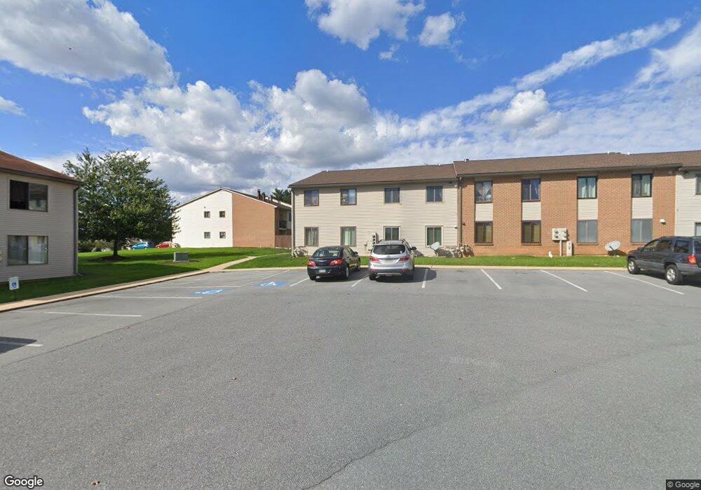 152 Lancaster Estate unit 152, Mount Joy, PA 17552 - photo 1