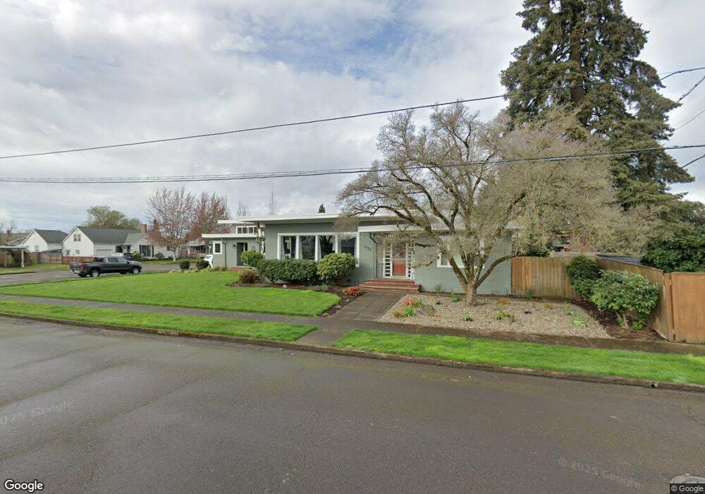 1030 Maple St SW, Albany, OR 97321 - photo 1