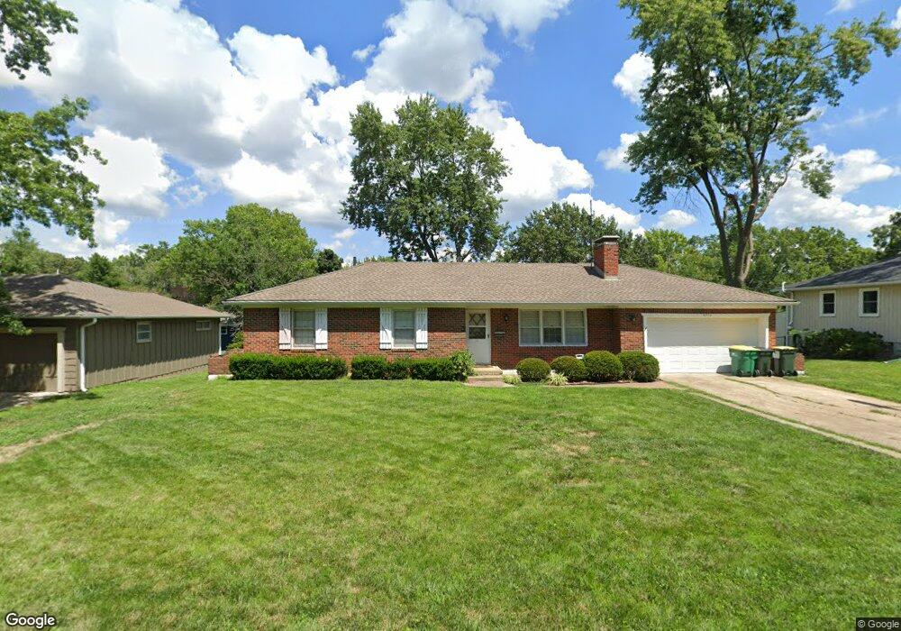 6915 Ballentine St, Shawnee, KS 66203 - photo 1
