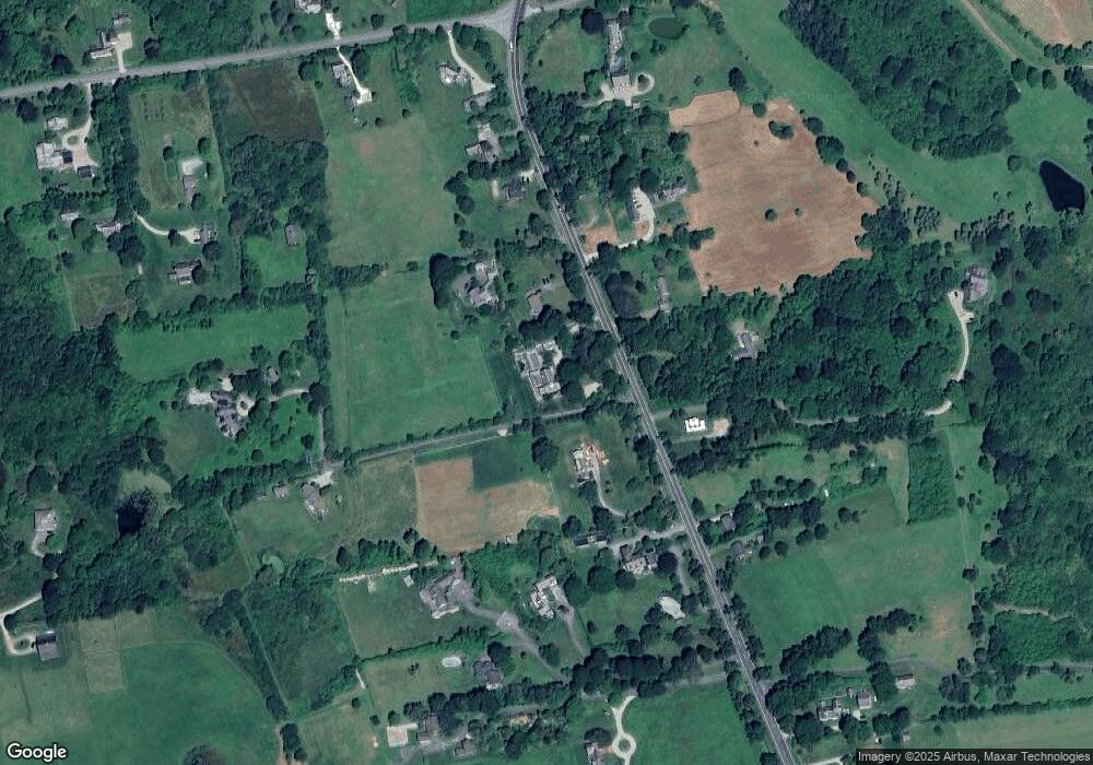 521 W Main Rd, Little Compton, RI 02837 - photo 1