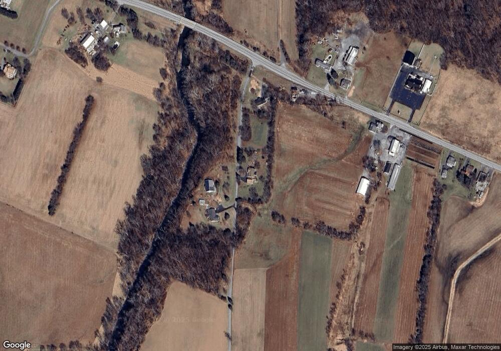 3315 Whippoorwill Dr, Taneytown, MD 21787 - photo 1