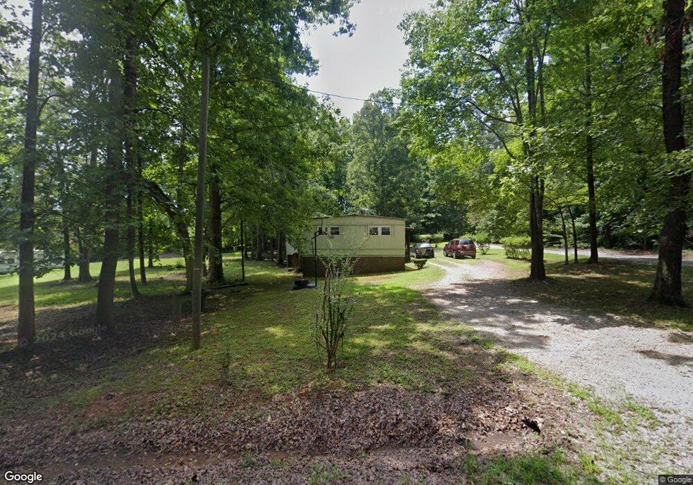 901 Park Ave, Victoria, VA 23974 - photo 1