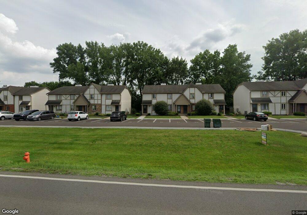 2049 W Case Rd, Columbus, OH 43235 - photo 1