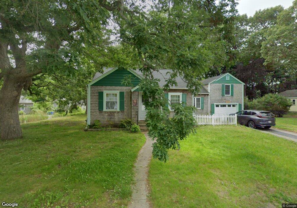 26 Puritan Rd, Buzzards Bay, MA 02532 - photo 1