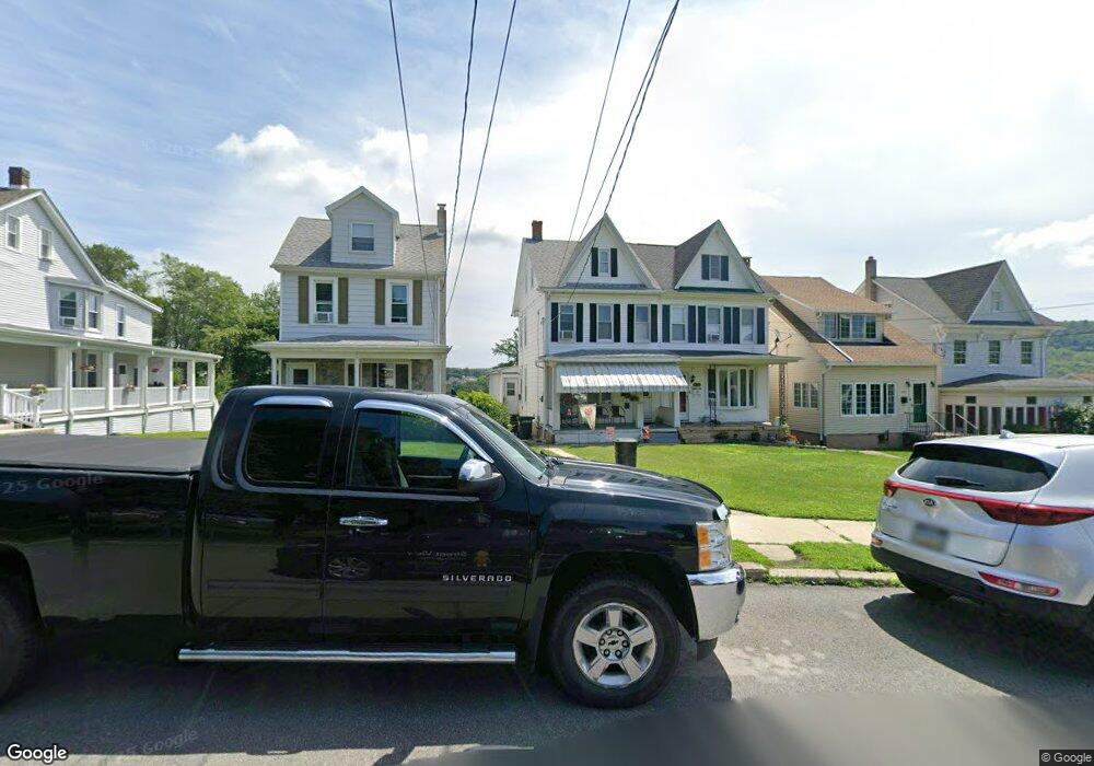 409 N Nescopec St, Tamaqua, PA 18252 - photo 1