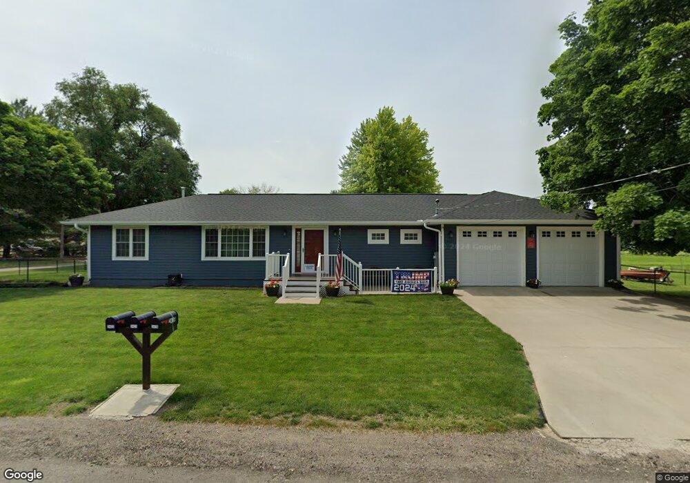 2421 E Sheridan Ave, Des Moines, IA 50317 - photo 1