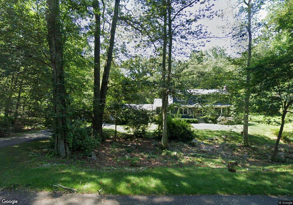 42R Fox Run Rd, New Canaan, CT 06840 - photo 1