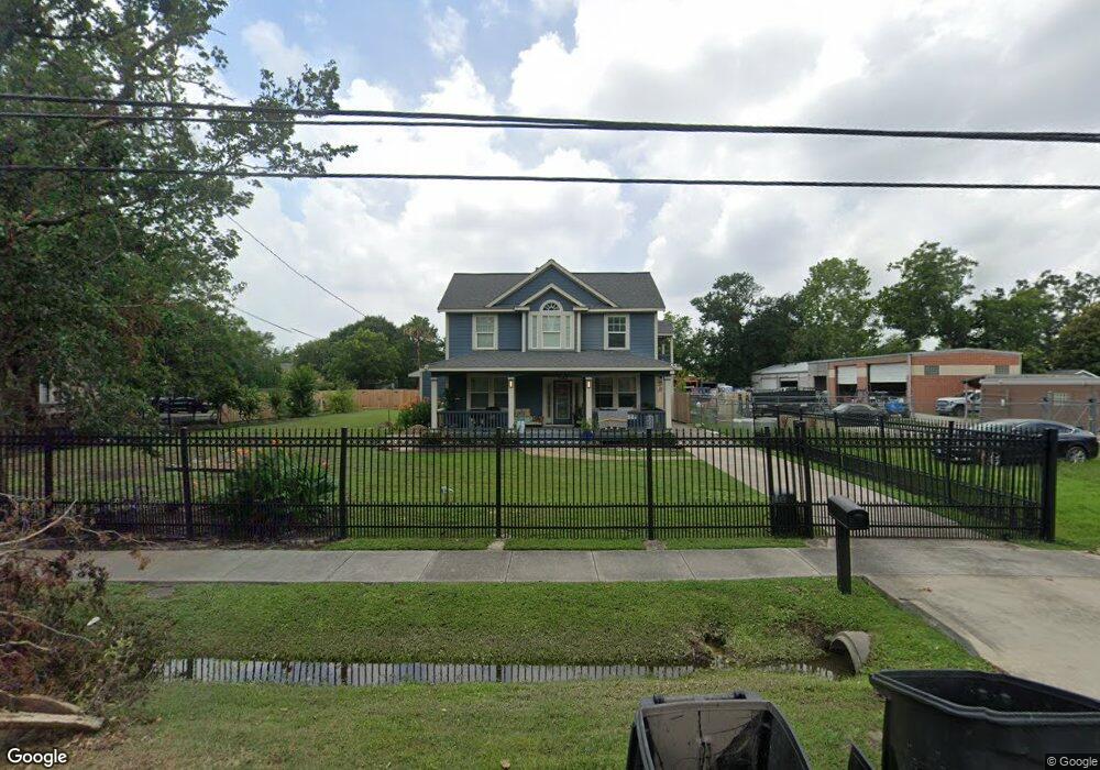 7123 Appleton St, Houston, TX 77022 - photo 1