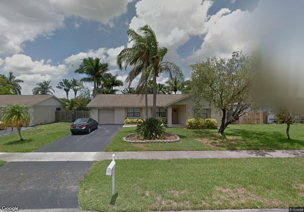 12731 SW 12th Ct, Davie, FL 33325 - photo 1