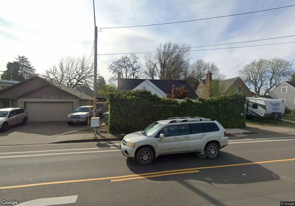 1640 Queen Ave SW, Albany, OR 97321 - photo 1