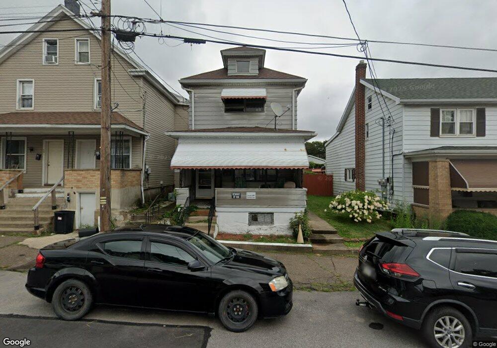 587 Garfield St, Hazleton, PA 18201 - photo 1