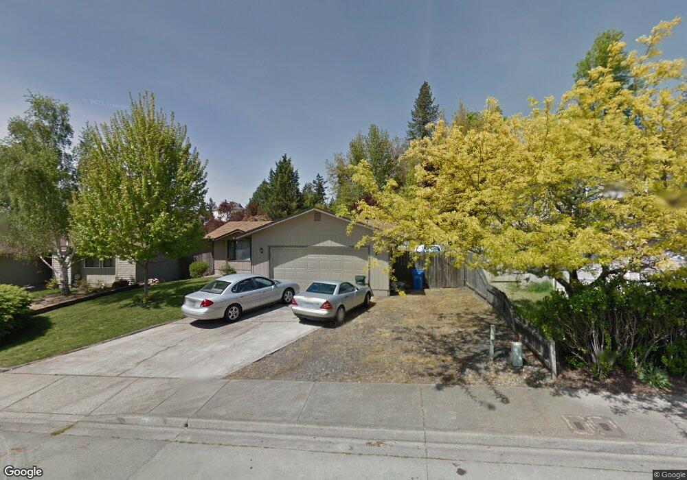 220 Southridge Way, Grants Pass, OR 97527 - photo 1