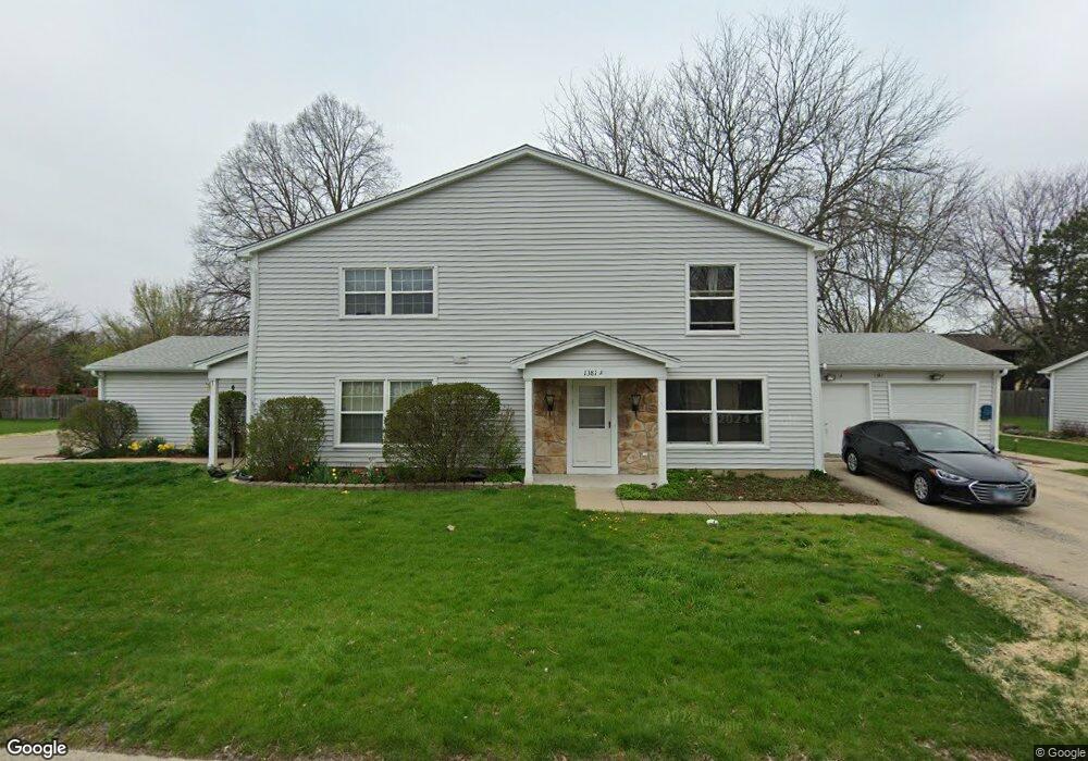 1381 N Glen Cir unit B, Aurora, IL 60506 - photo 1