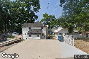 1508 Midland Dr, Hickory Corners, MI 49060