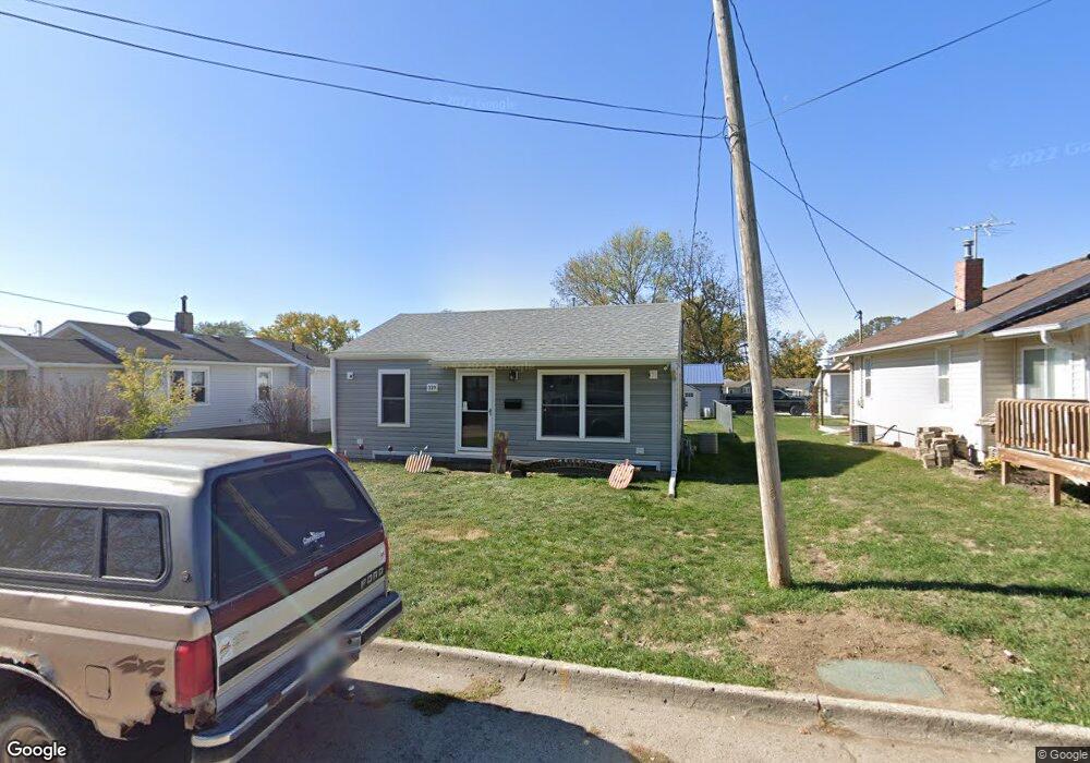 319 E 15th St N, Newton, IA 50208 - photo 1