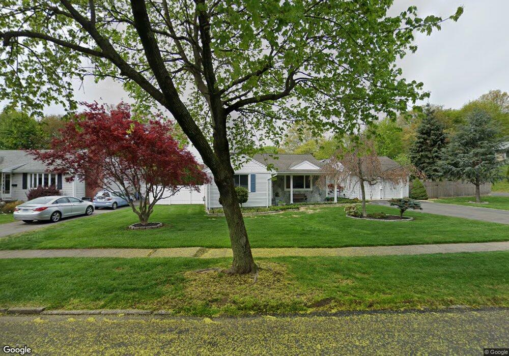 15 Leighton Dr, Stratford, CT 06614 - photo 1