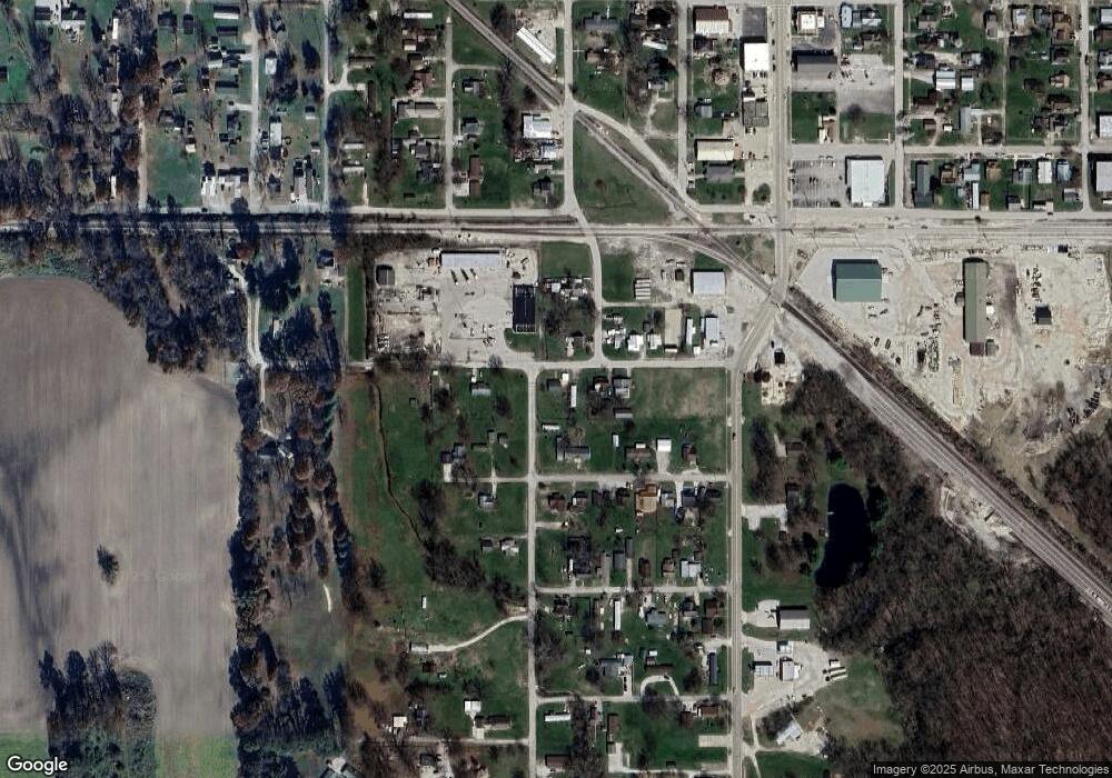 129 D St SW, Linton, IN 47441 - photo 1