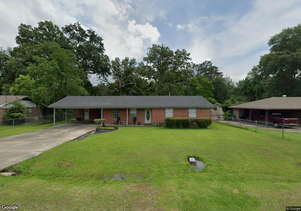 2032 Rebecca St, Laurel, MS 39440 - photo 1