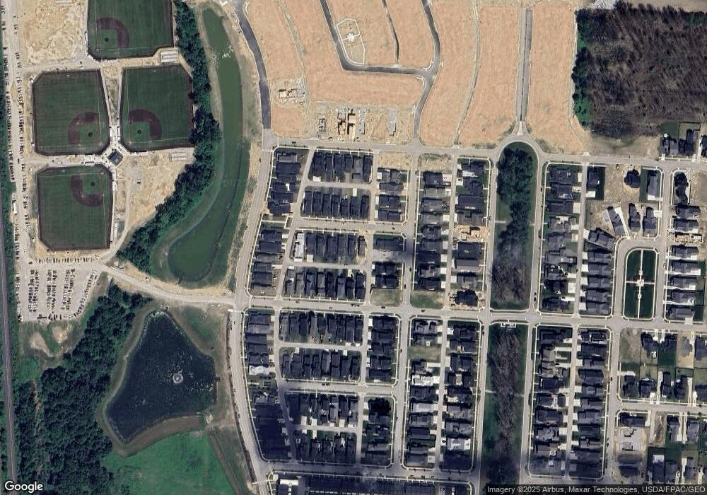 1986 Mulberry Ln, Lewis Center, OH 43035 - photo 1