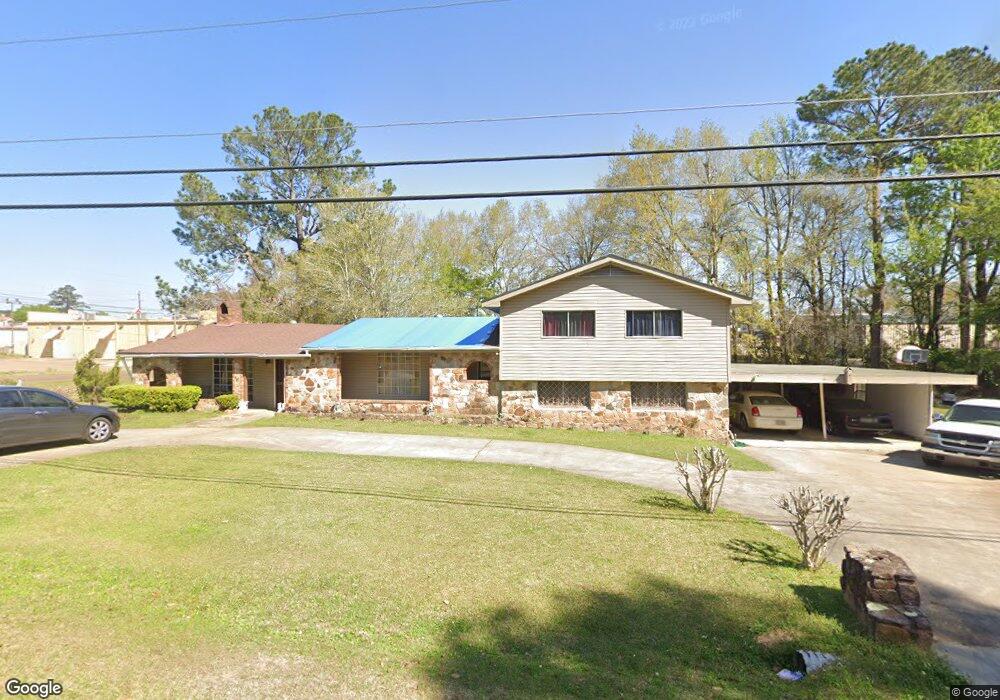 206 Washington Ave, McComb, MS 39648 - photo 1