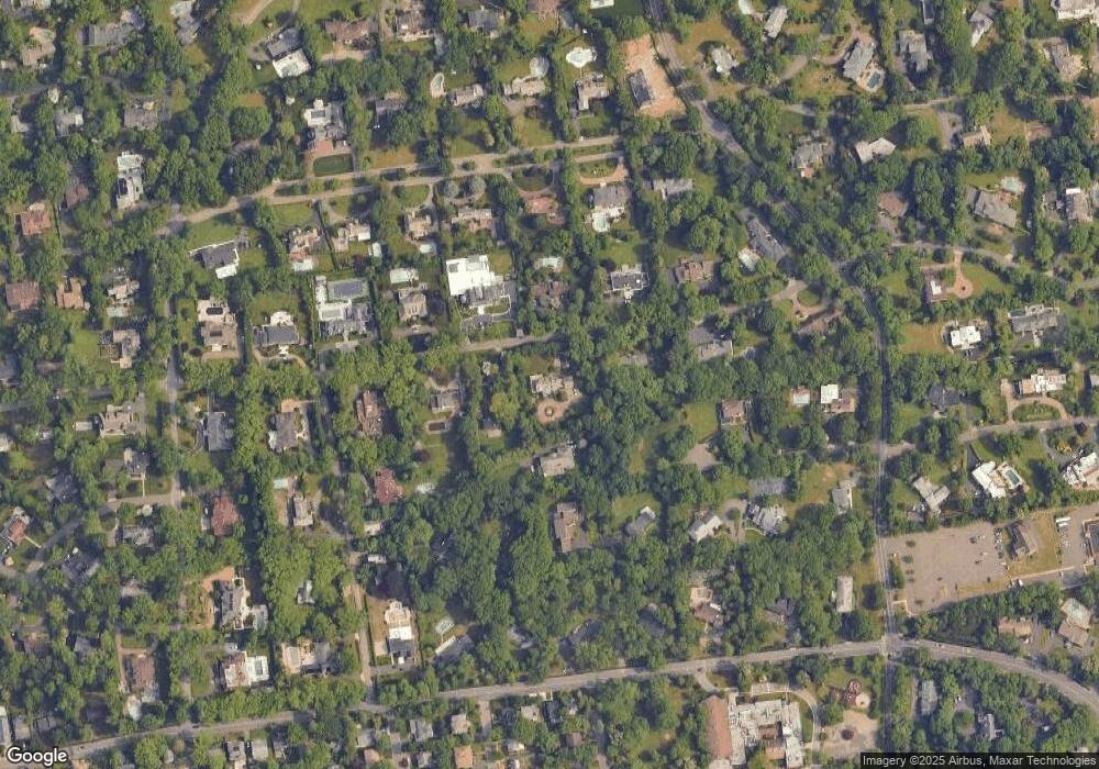 421 E Shore Rd, Great Neck, NY 11024 - photo 1