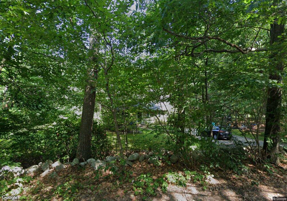 9 Birch St, Douglas, MA 01516 - photo 1