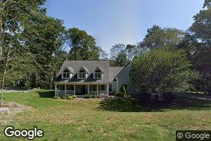 11 Brooks Ln, Ivoryton, CT 06442