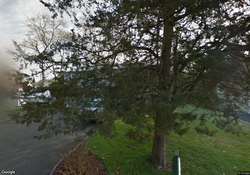 5 Hale St, Westport, CT 06880 - photo 1